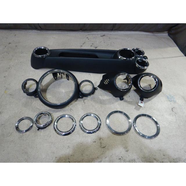 MINI R56メッキリングセット その2 クロームメッキパーツ取付（ミニ