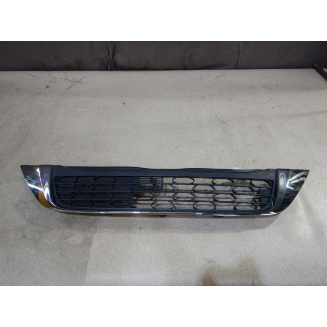 Austin 1100 ADO16 ラジエーターグリル 新品未使用 ライフ DBA-JC1 ラジエーターグリル 333968 : 有限会社 村上パーツ