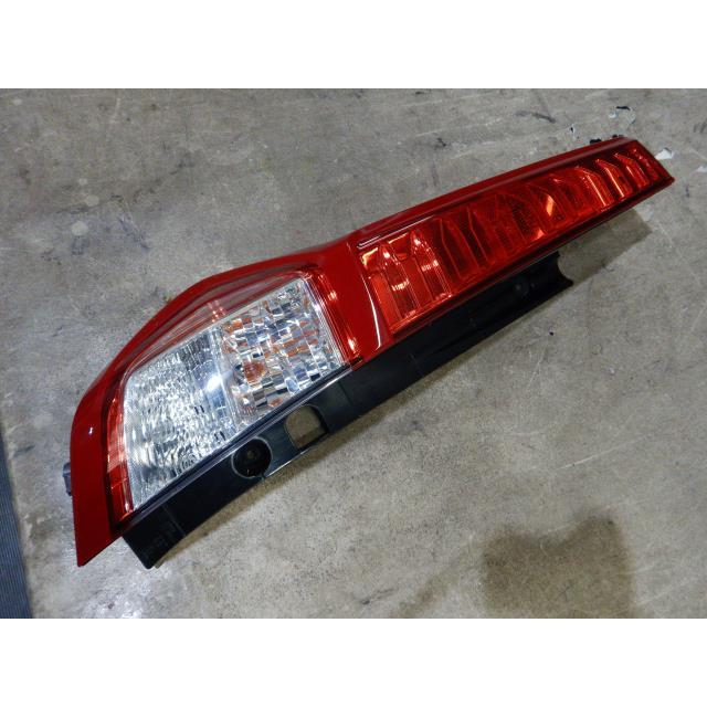 トール（ダイハツ） トール DBA-M900S 左テールランプ 349469 : 有限 
