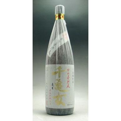 麦焼酎 千亀女 せんかめじょ　25度 1.8L 貯蔵ともにかめ壺を使用し、昔ながらの木樽蒸留器で蒸留 | 