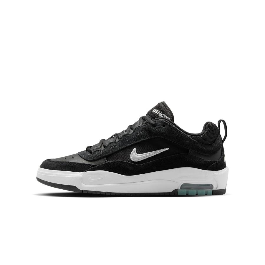 ナイキ エア マックス イショッド　新品未使用　23cm FB2393-101 Nike SB NIKE ナイキエスビー スニーカー メンズ スケシュー AIR MAX