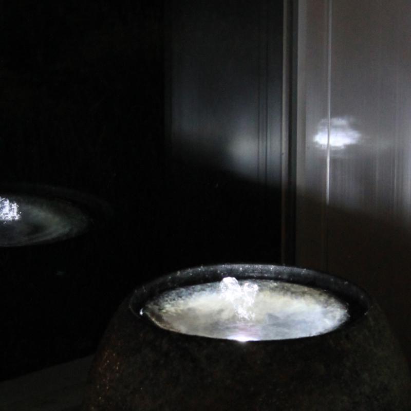 光の琴音 水琴窟 200LED 利休信楽 屋内用 室内用 青古信楽 φ330×H450mm