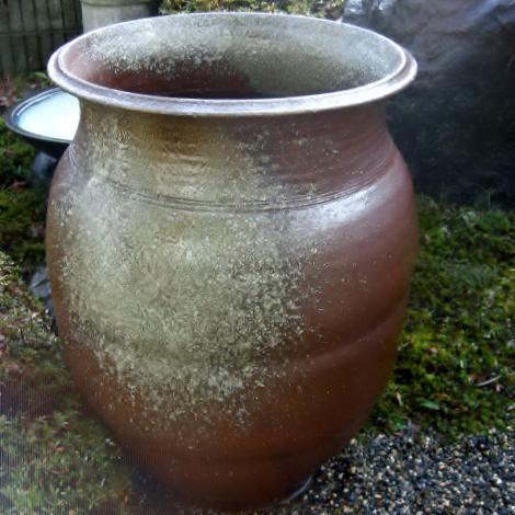 水瓶　水鉢 重蔵窯 利休信楽 水瓶 水鉢 蹲 つくばい M-115 雨流し φ350×H270mm 約