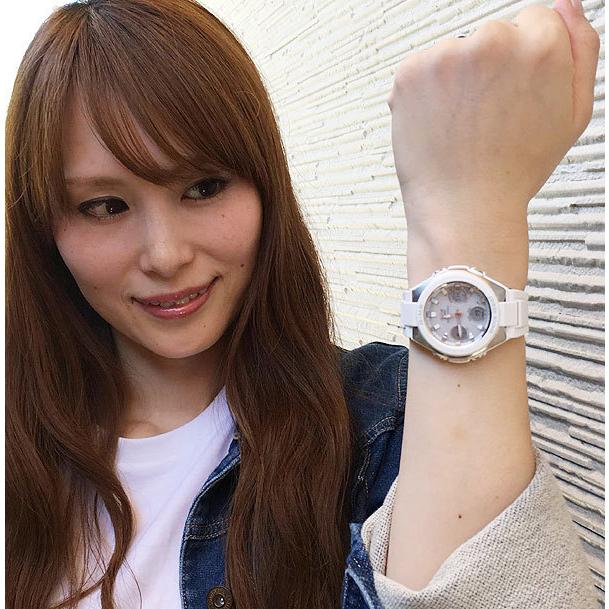 恋人達のGショック ペアウオッチ カシオ G-SHOCK BABY-G 電波ソーラー Bluetooth 搭載 MTG-B3000BD-1A2JF MSG-W100-7AJF ブラック 黒 ホワイト 白 送料無料の画像