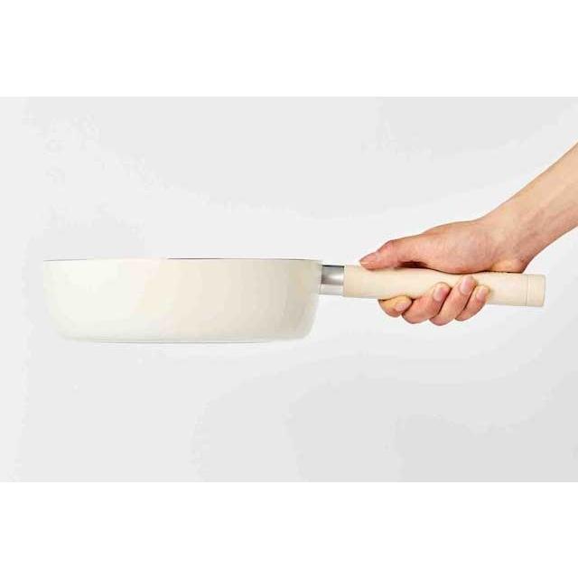 Dr.HOWS ドクターハウス CFP10100003　LUMI（ルミ） フライパン 30cm (アイボリーカラー) Dr.HOWS ドクターハウス CFP10100003 LUMI（ルミ） フライパン 30cm