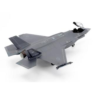 TAMIYA タミヤ 1/72 ロッキード マーチン F-35A ライトニングII｜murauchi3｜03