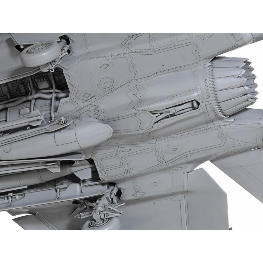 TAMIYA タミヤ 1/48 傑作機シリーズ No.127 ロッキード マーチン F-35C