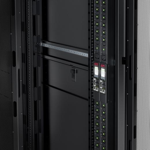 シュナイダーエレクトリック（APC） Rack PDU 9000 Switched, ZeroU, 30A, 200V, (21) C13/C15 & (3) C19/C21  APDU9941の画像