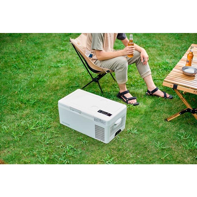 IRIS OHYAMA アイリスオーヤマ 充電式ポータブル冷蔵冷凍庫15L IPD-B2A-W ホワイトの画像