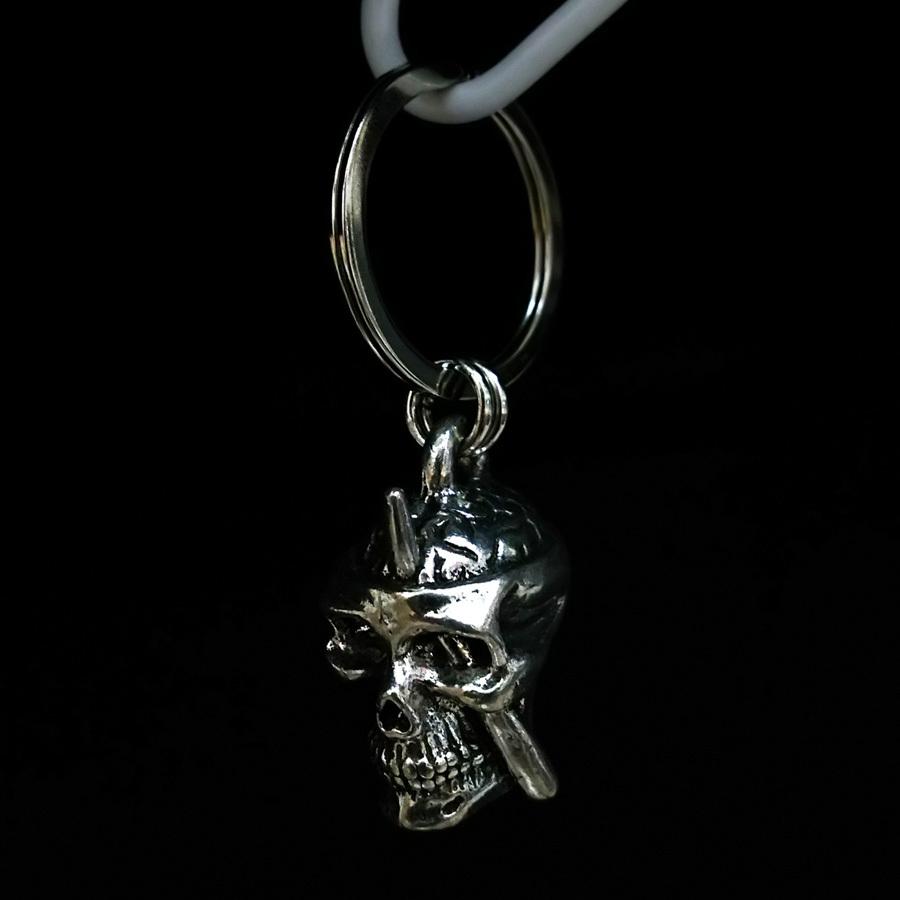 猿　頭蓋骨　キーホルダー サイエンスキーチェーン】フィネアス・P・ゲージ（Phineas P. Gage