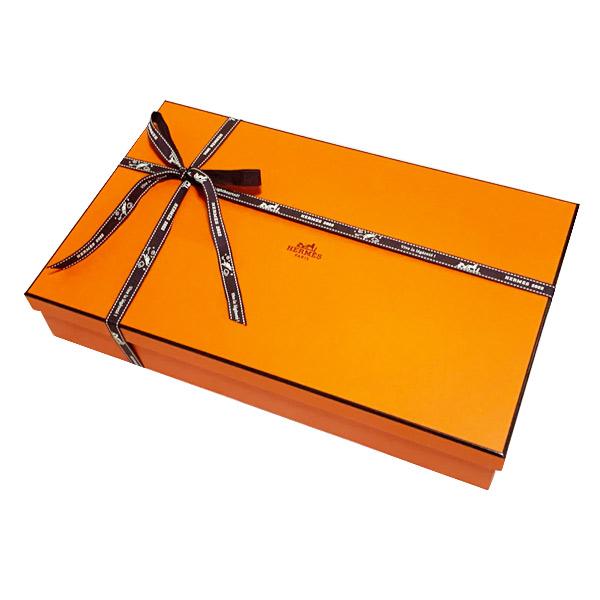 HERMES エルメス　大判ストール　ニューリブリス　ショール　オレンジ ストール 《ニュー・リブリス》 | Hermès - エルメス-公式サイト
