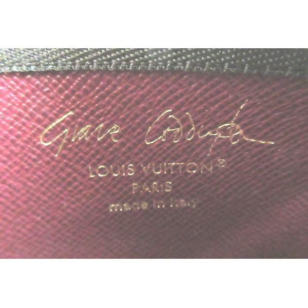 LOUIS VUITTON（ルイ・ヴィトン） ≪ 新品 ≫ キャット フォンホルダー