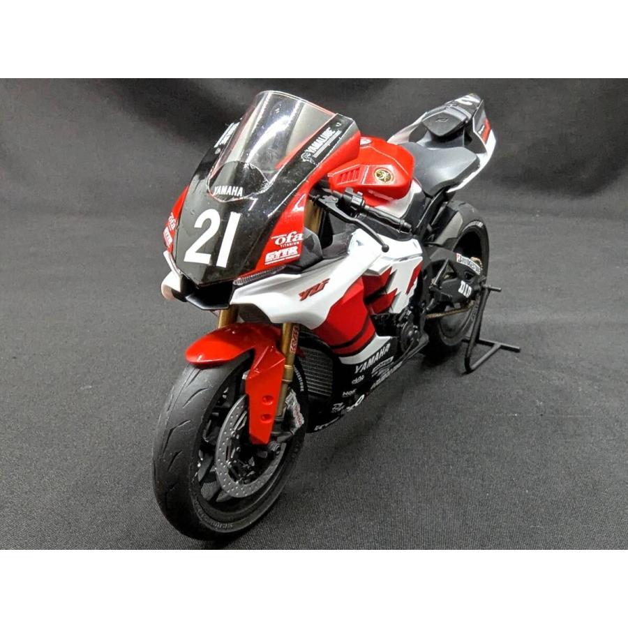 輸入雑貨　希少生産少　ヤマハYZF-R1モデル　フィギア付　アートパネル 1/12ヤマハYZF-R1 2025 8耐#21ヤマハレーシングVerデカール