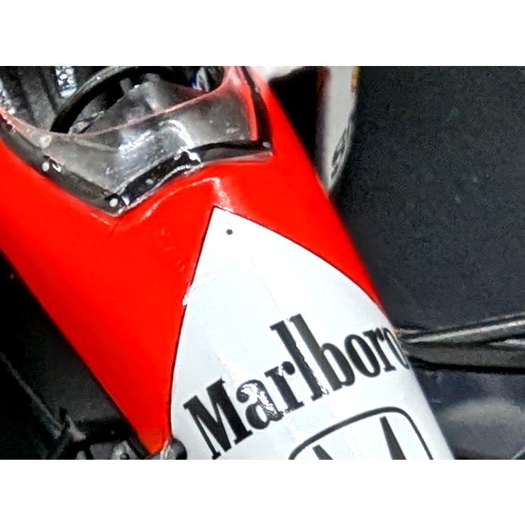 Premium Collectibles 1/24 マクラーレンMP4/6 A.セナ マルボロ仕様