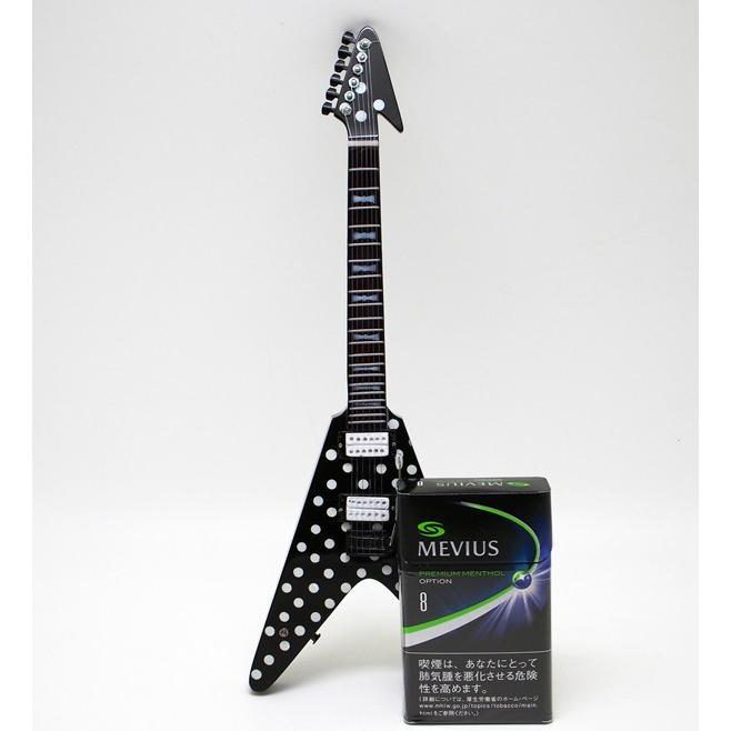 Musical Story ミニチュア ギター フィギュア 楽器 模型 オジー オズボーン ランディー ローズ ブラックフライングｖ ミニチュア ギター フィギュア Wmg 通販 Yahoo ショッピング