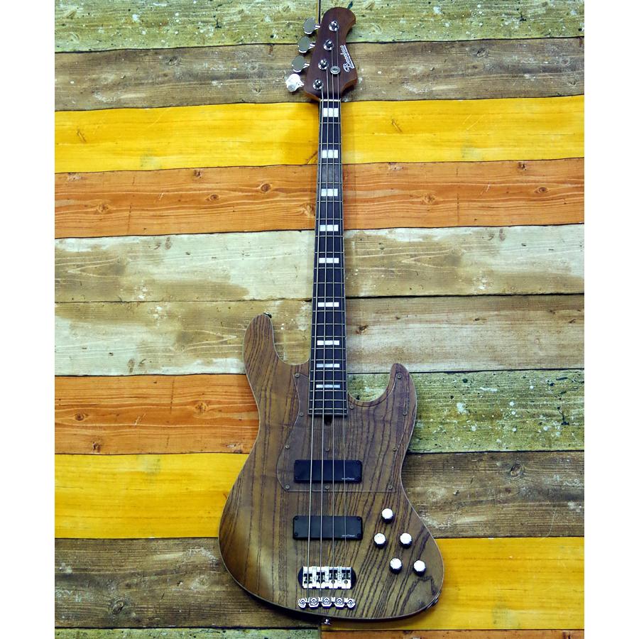 Bacchus 02 STRONG BASS