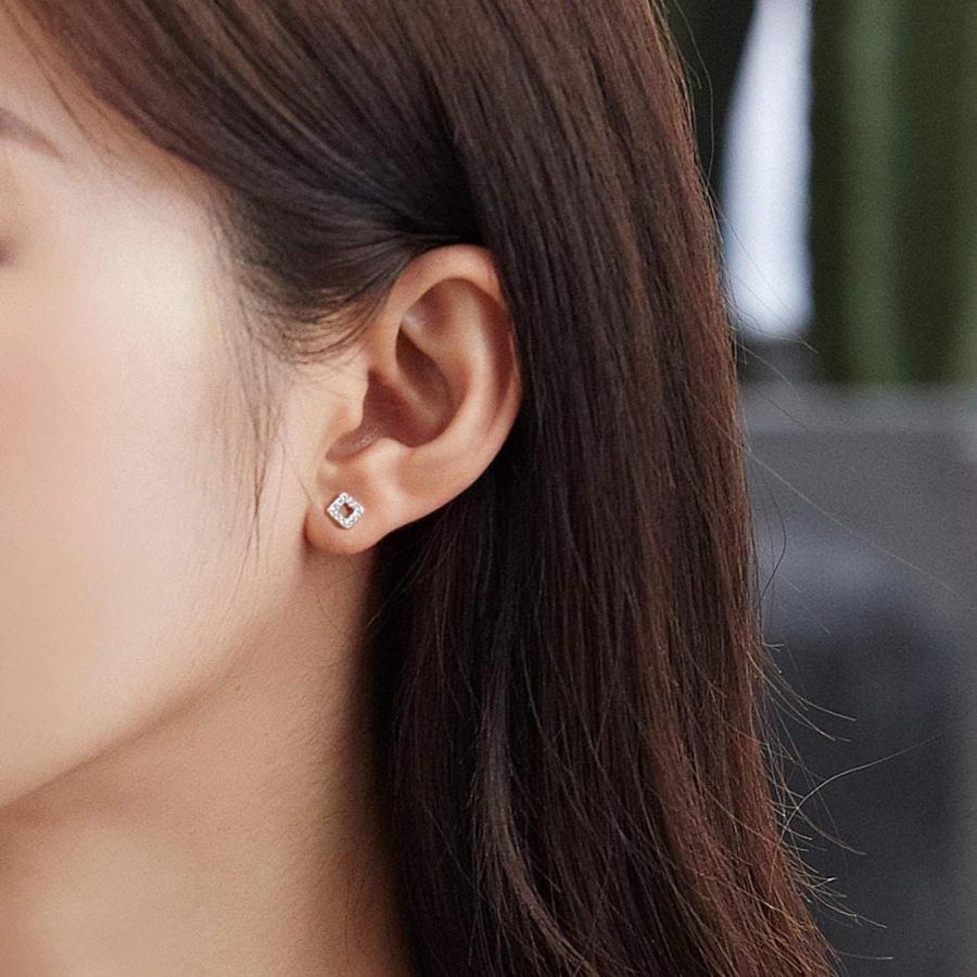 ローボード FANCIME プラチナ Pt950 ピアス レディース メンズ 正方形 ひし形 ダイヤモンド カット ラッピング済み 男女兼用 ギフトラッ 【2489353753】(13909円)