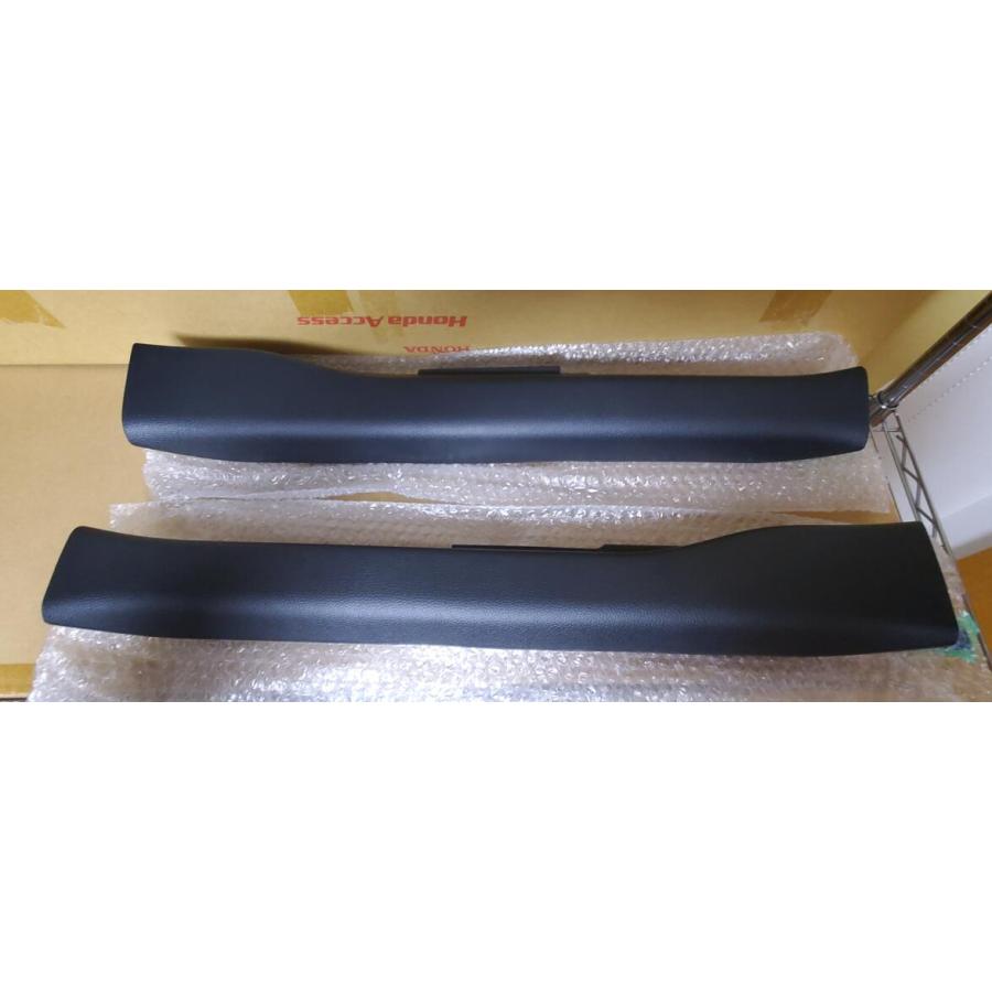 N-BOXカスタム (型式 DBA-JF4) サイドステップガーニッシュ 左右セット