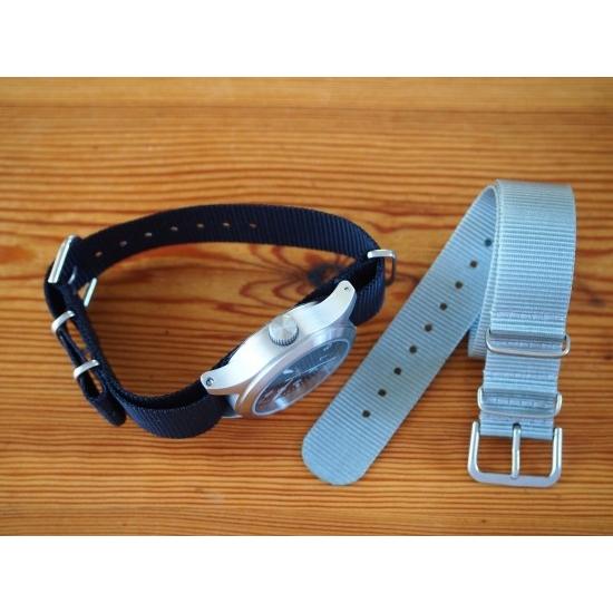 時計 腕時計 男性用 40代 ミリタリー ウォッチ MWC時計 W10 1960s~70s 自動巻き ジェネラルサービス 100m/330ft 250個限定の画像