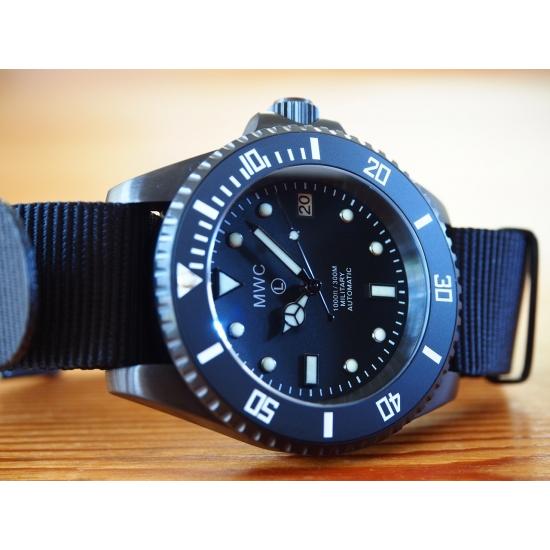 MWC ミリタリーウォッチ 時計 腕時計 自動巻き ニュー