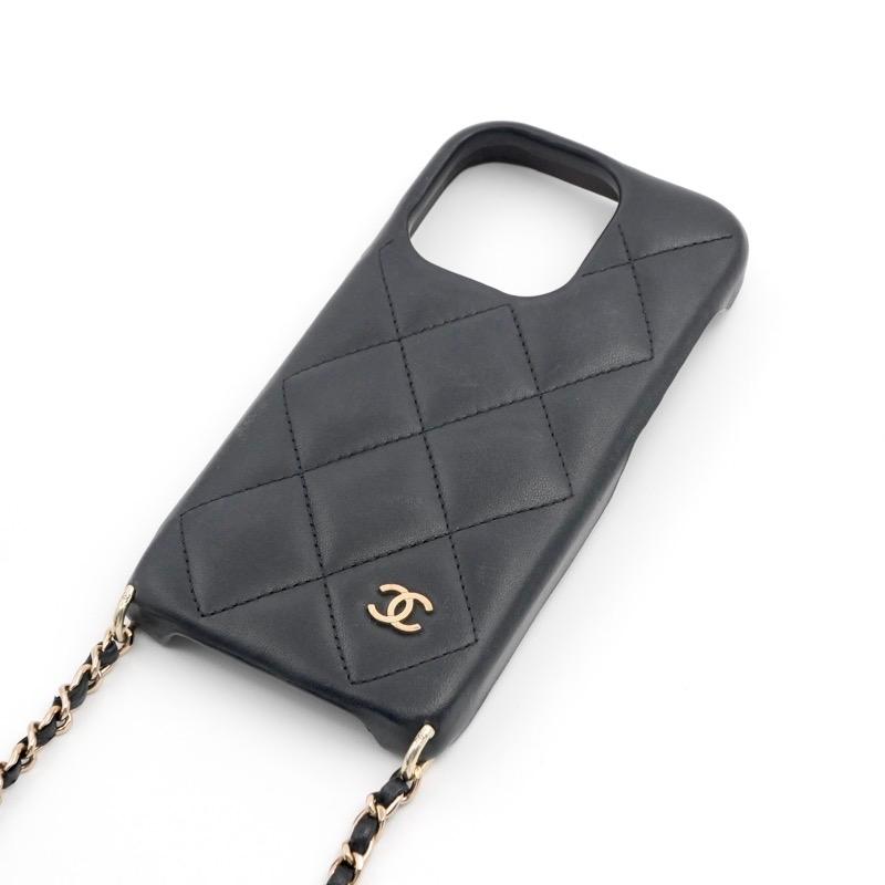 CHANEL（シャネル） 携帯・スマホアクセサリー ブラック ゴールド ココ 