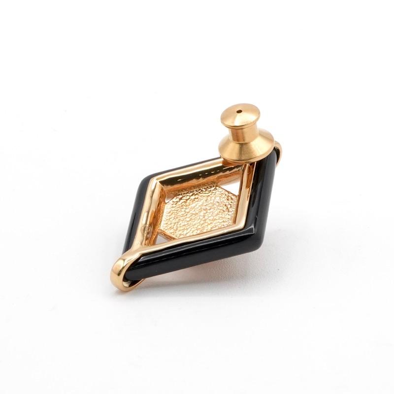 CHANEL（シャネル） ブローチ コサージュ ゴールド レッド ブラック