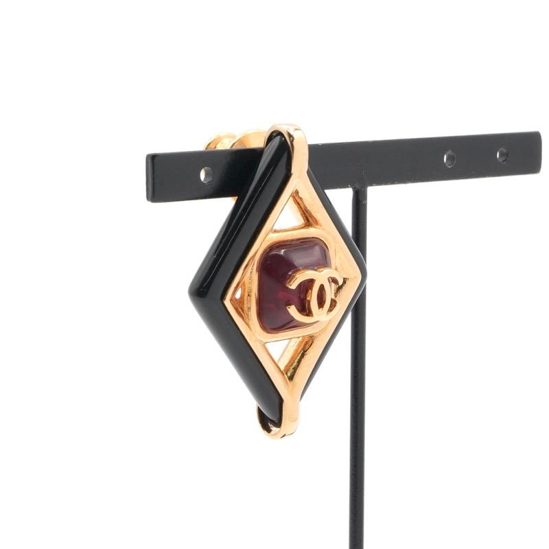 CHANEL（シャネル） ブローチ コサージュ ゴールド レッド ブラック