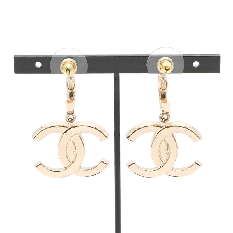 CHANEL（シャネル） ピアス イヤリング ゴールド ココマーク ライン