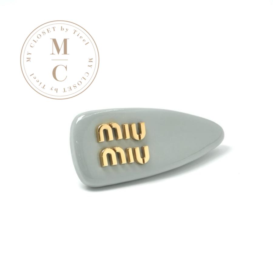 マ*）様 MIU MIU ブルーグレー バレッタ ゴールドロゴ　ヘアクリップ miu miu（ミュウミュウ） ヘアアクセサリー ブルーグレー ゴールド