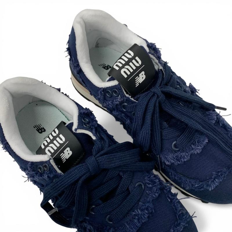 miumiuNew Balance デニム フリンジスニーカー miu miu（ミュウミュウ） スニーカー 靴 シューズ デニム ネイビー