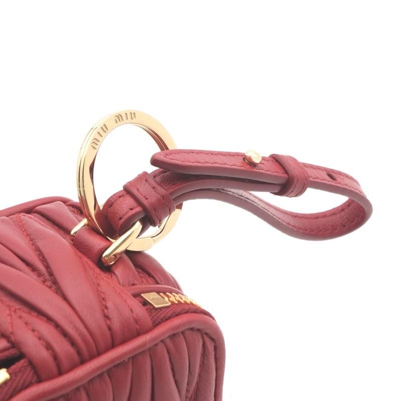 miu miu（ミュウミュウ） キーケース キーアクセサリー レザー レッド