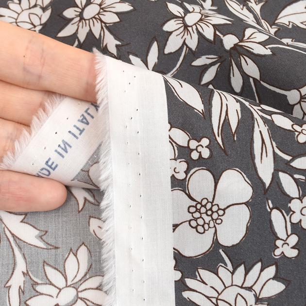 LIBERTY.（リバティ） 生地 リバティプリント 国産 キャリー・メドウ