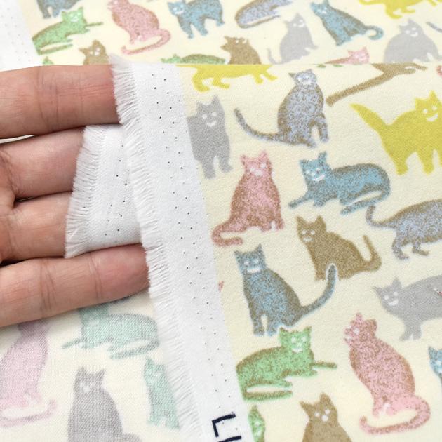 LIBERTY.（リバティ） 生地 リバティプリント スマイリー・キャッツ