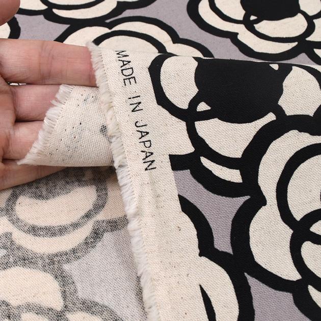 生地 布 布地 う早この布 綿麻 キャンバス モノトーン カメリア □ 花