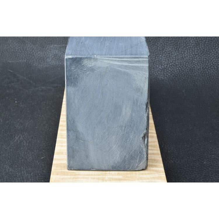 鞍馬真黒砥石 仕上砥石 天然砥石 本物保証【未使用品】 T5125-1 鞍馬真黒砥石 仕上砥石 天然砥石 本物保証【未使用品】 T5125-1