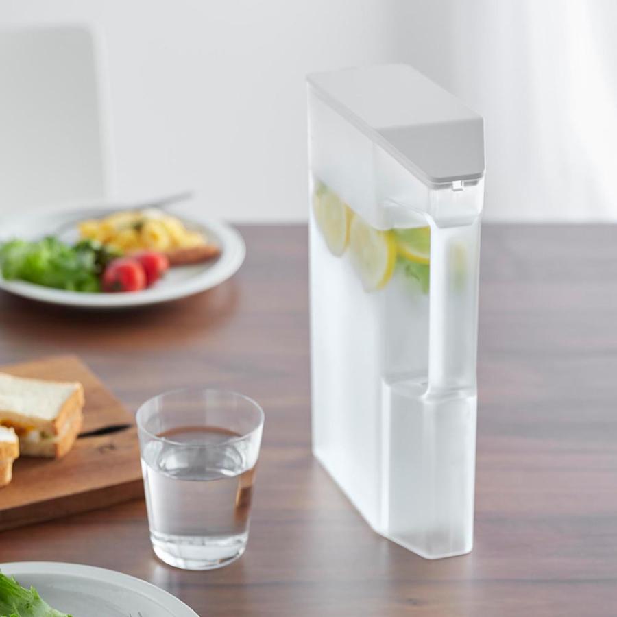 山崎実業 tower ハンドル付きスリム冷水筒 タワー 2L お茶 冷水 ポット 麦茶ポット 冷蔵庫 2リットル yamazaki 公式 ブラック ホワイト 1816 1817 | tower | 08