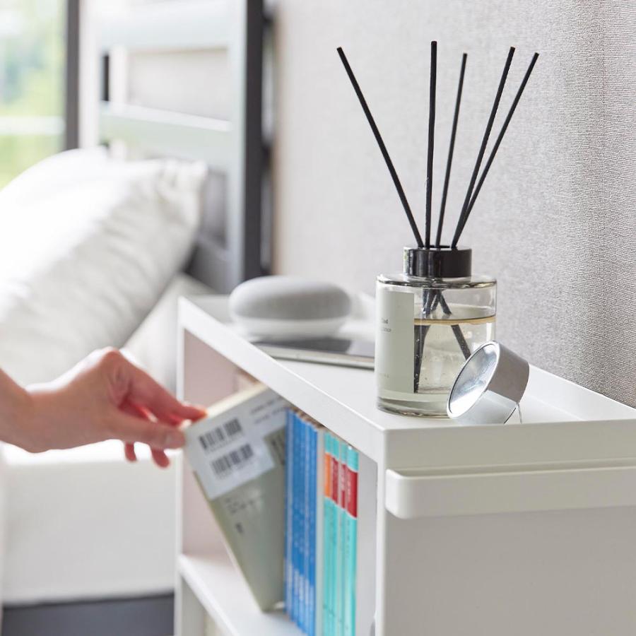 【新品未使用】山崎実業(Yamazaki)ハンドル付き コミックラック ホワイト Amazon.co.jp: 山崎実業(Yamazaki) ハンドル付き 隠せる