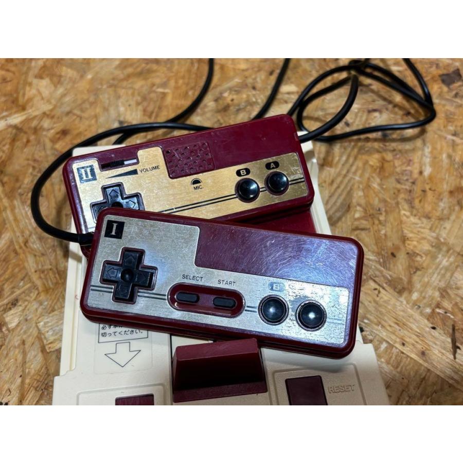 任天堂 ファミコン ファミリーコンピューター 本体 H10780474 任天堂 ファミコン ファミリーコンピューター 本体 H10780474