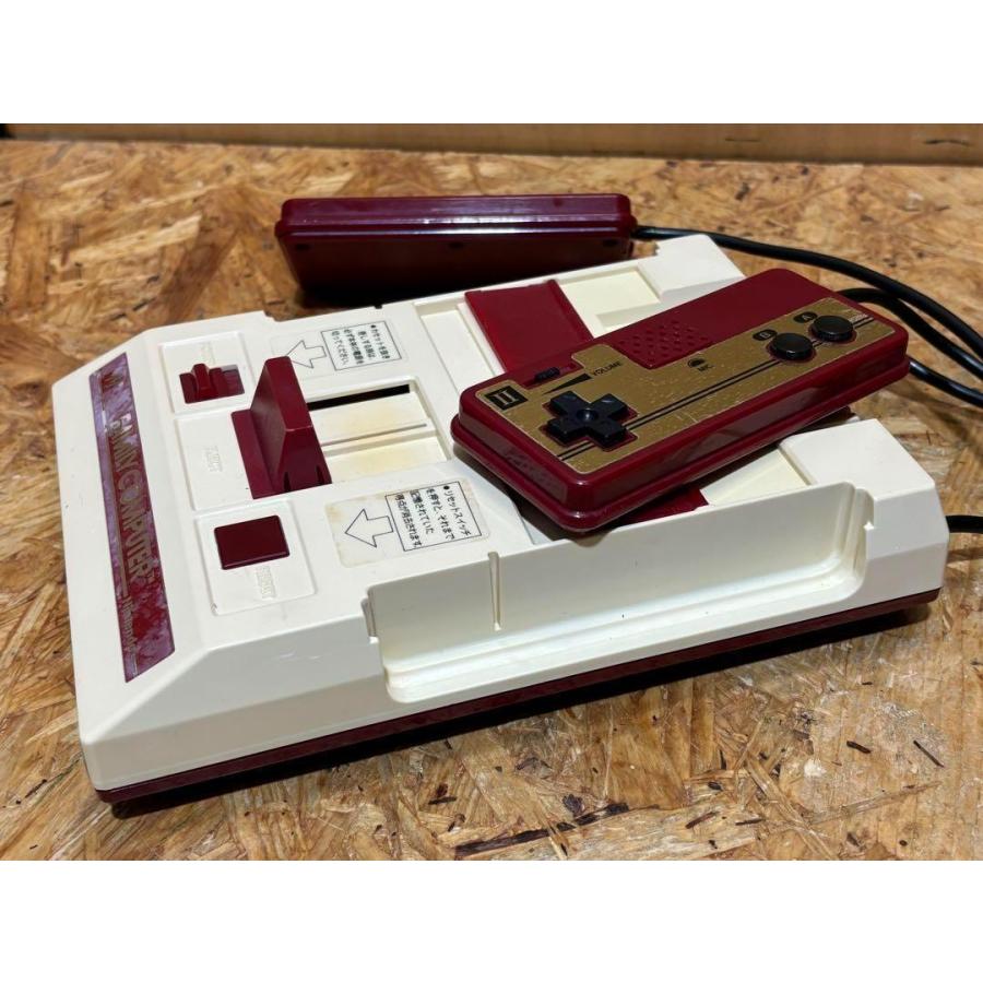 任天堂 ファミコン ファミリーコンピューター 本体 H10780474 任天堂 ファミコン ファミリーコンピューター 本体 H10780474