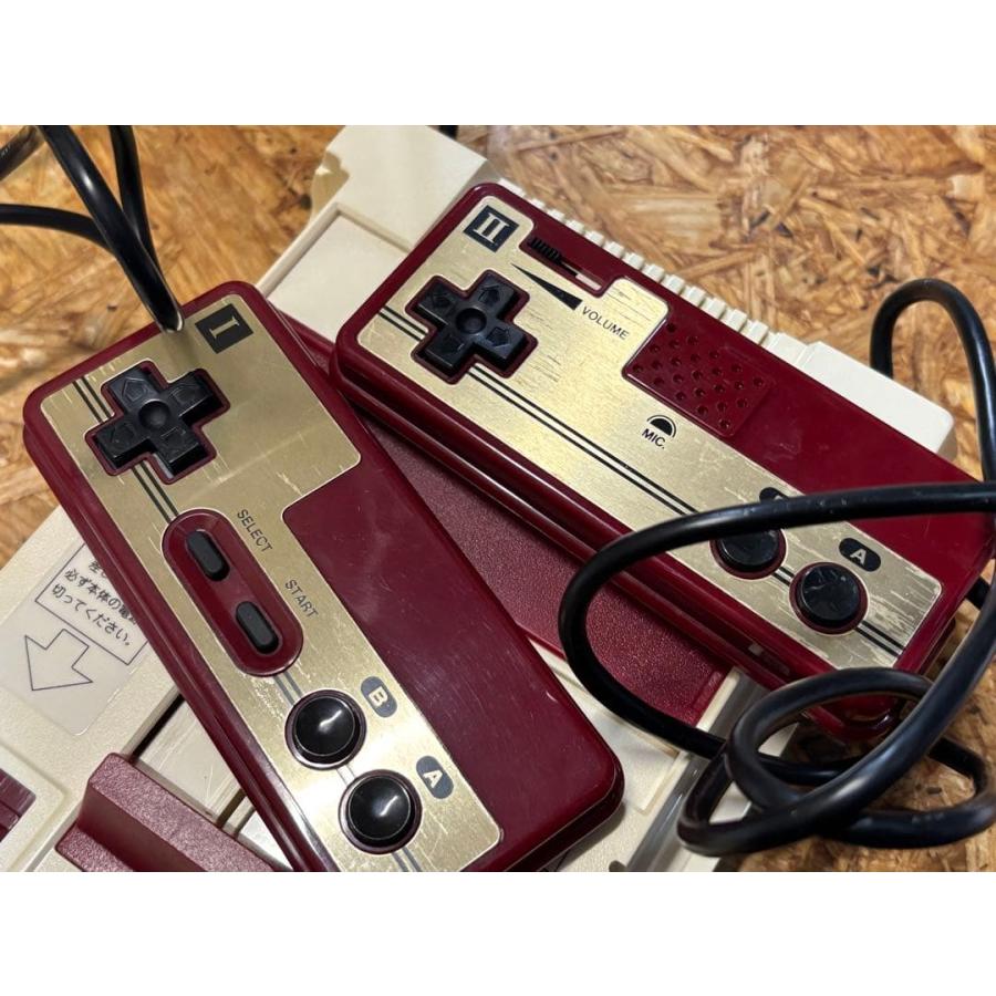 任天堂（Nintendo） 美品 ファミコン 本体 箱 説明書 ソフト付き