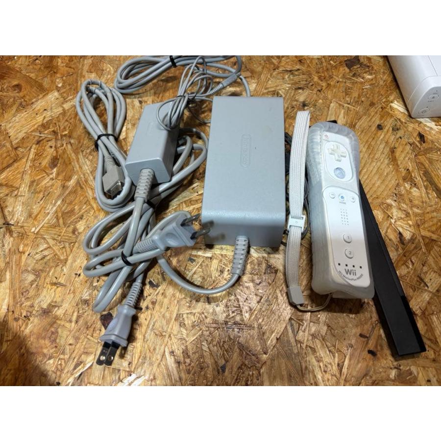 Wii U 32GB すぐ遊べるセット マリオカート内臓 ソフト付き : マイ