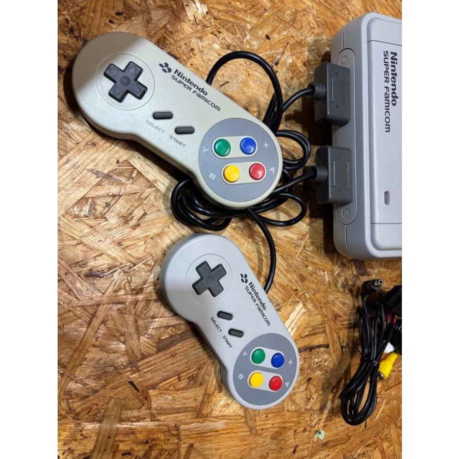 任天堂（Nintendo） スーパーファミコン 本体 S22747801 ソフト付き