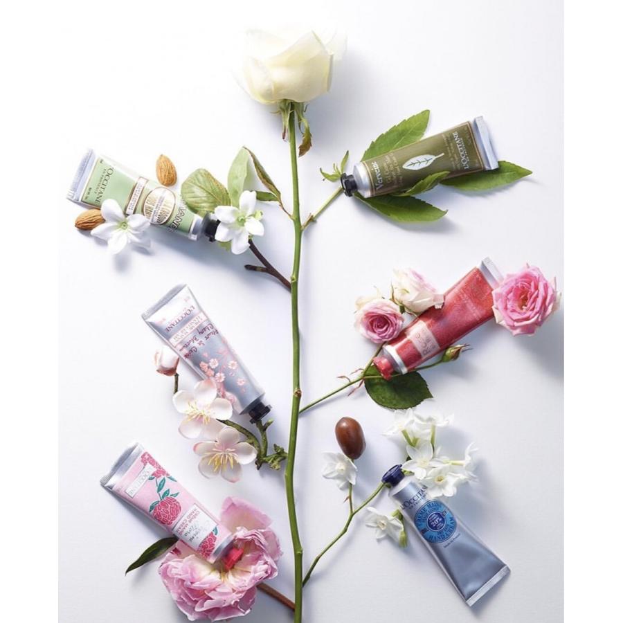 ロクシタン L Occitane アマンドシェイプ スムースハンドクリーム 箱付き30ml 73mi Cosmenista 通販 Yahoo ショッピング