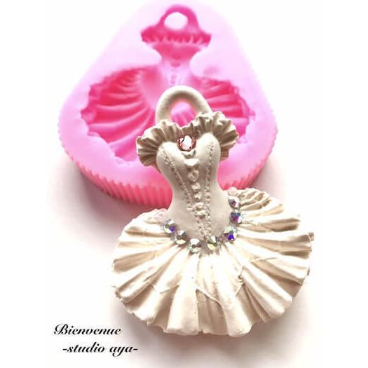 在庫限りSALE 480円→290円 シリコンモールド ドレス サシェ アロマ