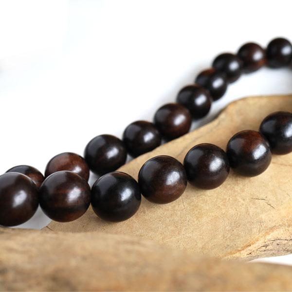 ネックレス 木製 木 黒檀 エボニー 20mm 大玉 大粒 大きい 迫力 大珠