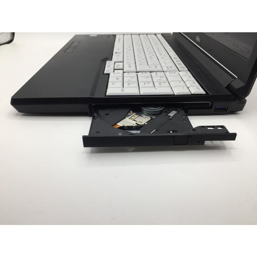LIFEBOOK Fujitsu A748/TX FMVA3103CP / i5 8250U 8GB SSD 256GB 15.6 