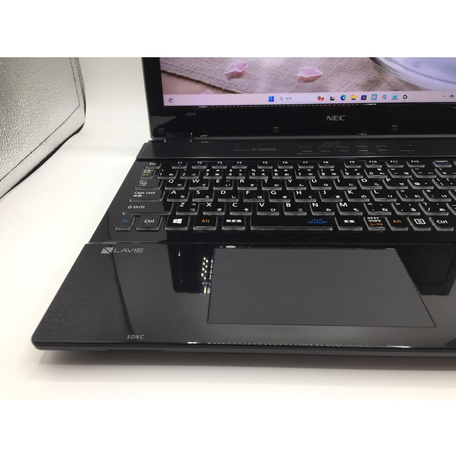 LaVie NEC LAVIE NS750/H PC-NS750HAB / i7 7500U 16GB 新 M.2 LaVie NEC LAVIE NS750/H PC-NS750HAB / i7 7500U 16GB 新 M.2