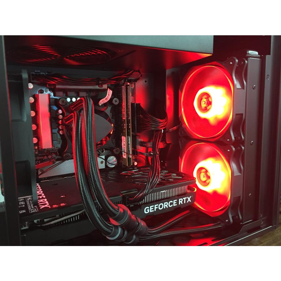 G TUNE ゲーミングPC / 13世代 i7 13700F 32GB RTX 4060 M.2 NVMe Gen4 
