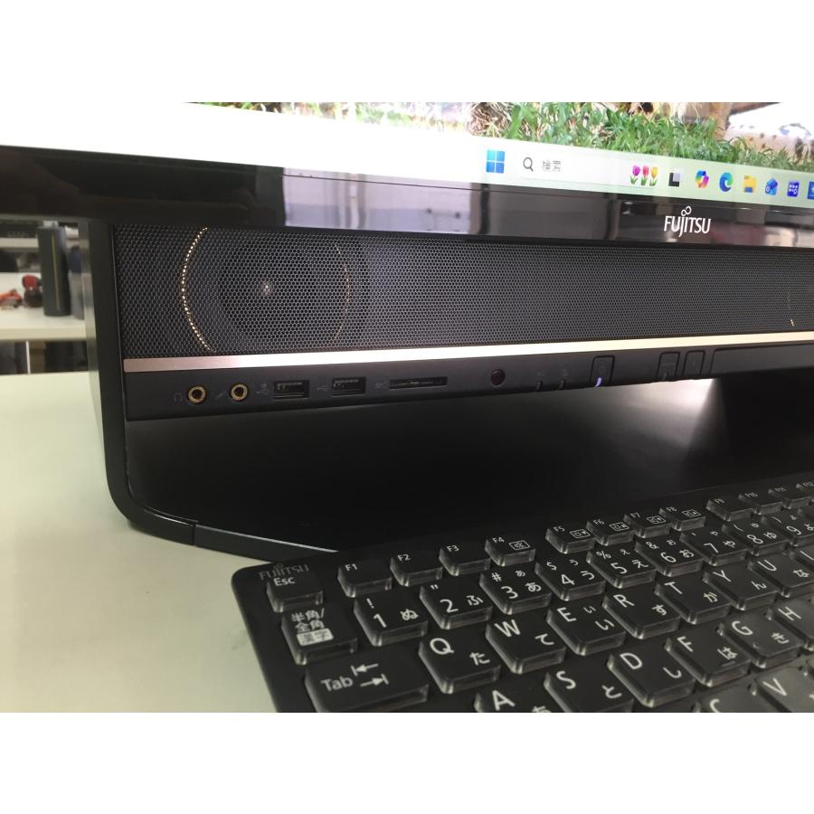 Fujitsu ESPRIMO FH90/B3 / 7世代 i7 7700HQ 8GB M.2 SSD 256GB + HDD