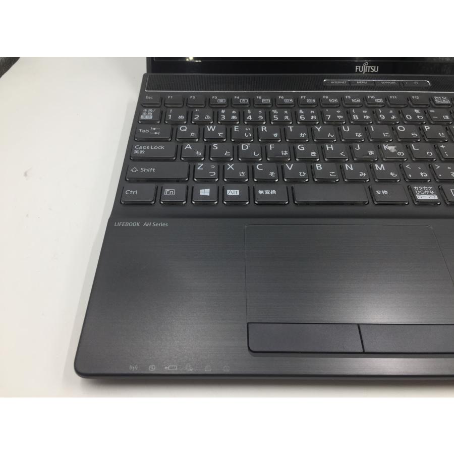 LIFEBOOK Fujitsu AH77/E2 / 10世代 i7 10510U 8GB M.2 256GB 15.6